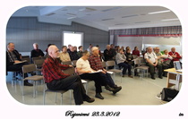 Aamun tietoiskussa Siekkissalissa.