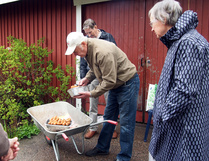 Lisää paistetaan kaikille riittää.