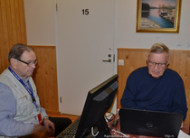 Pölönen ja Vuorinen ahkerina.